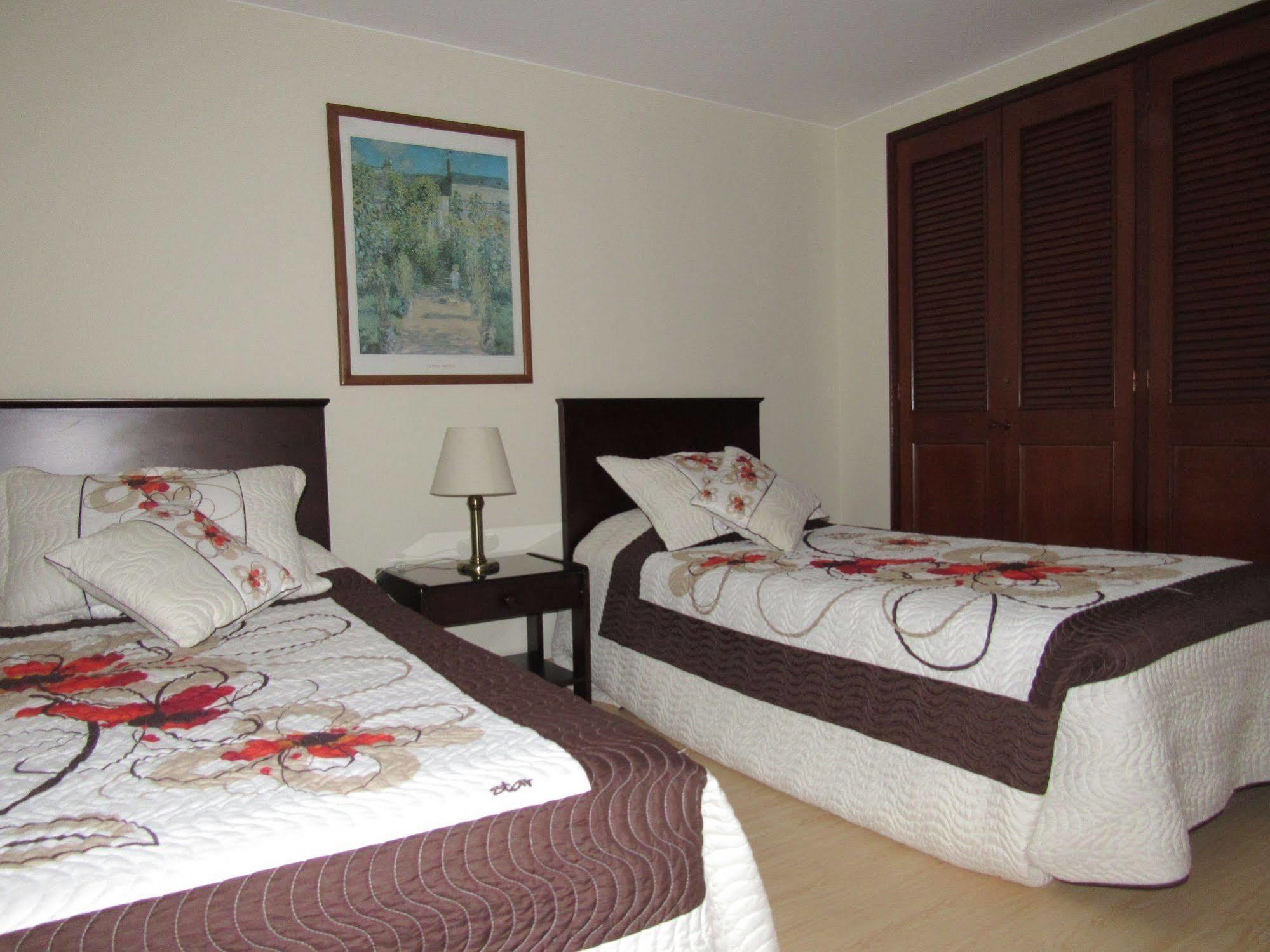 Apartamentos Santa Maria Bogotá Extérieur photo